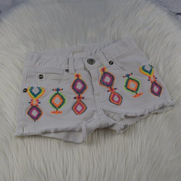 🎯5/$30  Peek White Distressed Embroidered Girls Shorts 4/5 - Picture 3 of 7